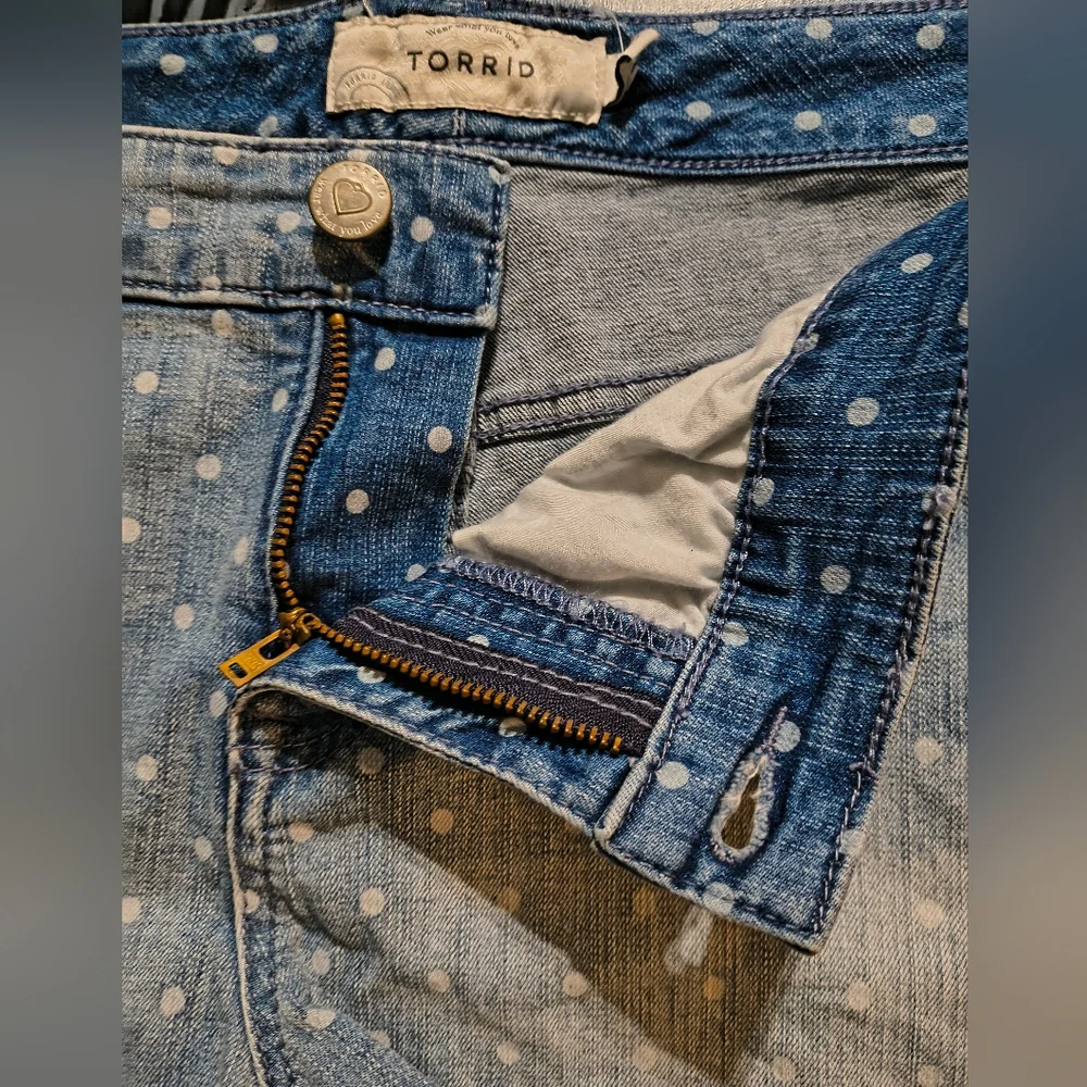 torrid Light Blue Polka Dot Denim Shorts - Picture 6 of 8